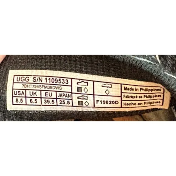 UGG Sammy Breeze Slip On Sneaker Women 8.5 Black Knit Stripe Comfort Casual Shoe - Picture 5 of 15